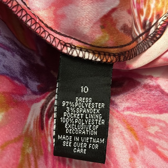 Floral sleeveless dress - Picture 4 of 4